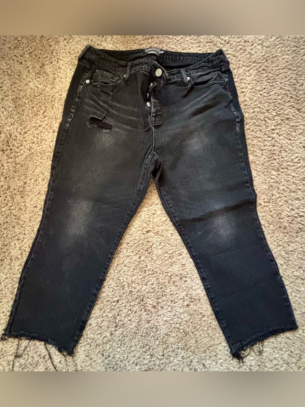 Torrid Classic Crop Mid Rise Black Distressed Jeans Size 18